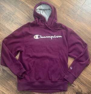 Champion Hoodie Kids Youth Size 6 Red Burgundy White Logo Sweater Pullover